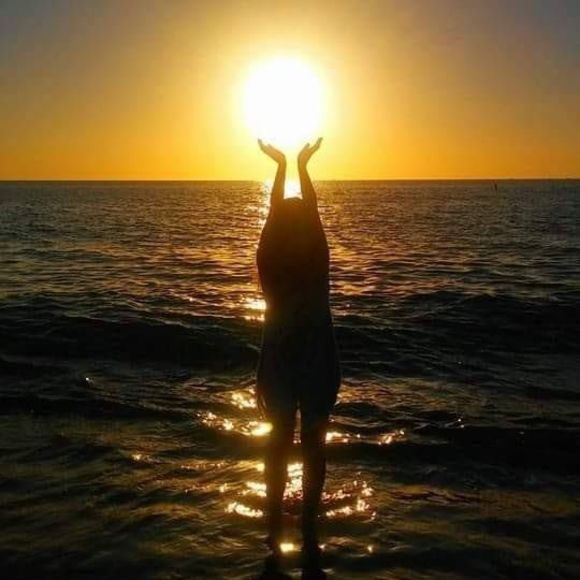 Meet your Posher, Rebecca - Picture 1 of 1